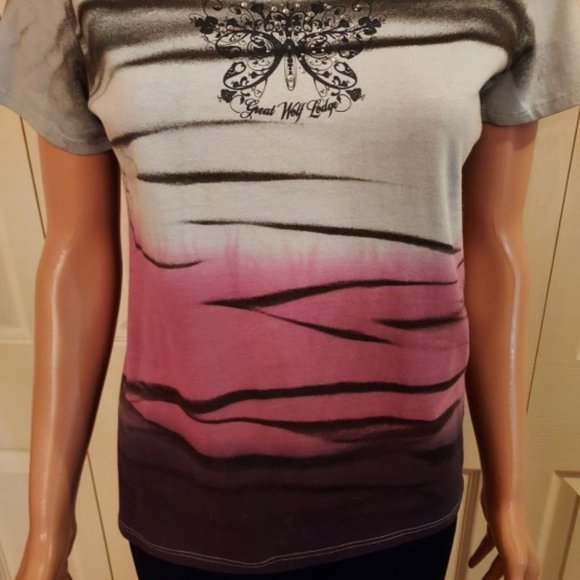 SOHO Collection Camp David Tie Dye with Butterfly Sequins Tee Size S NWOT - Picture 4 of 8